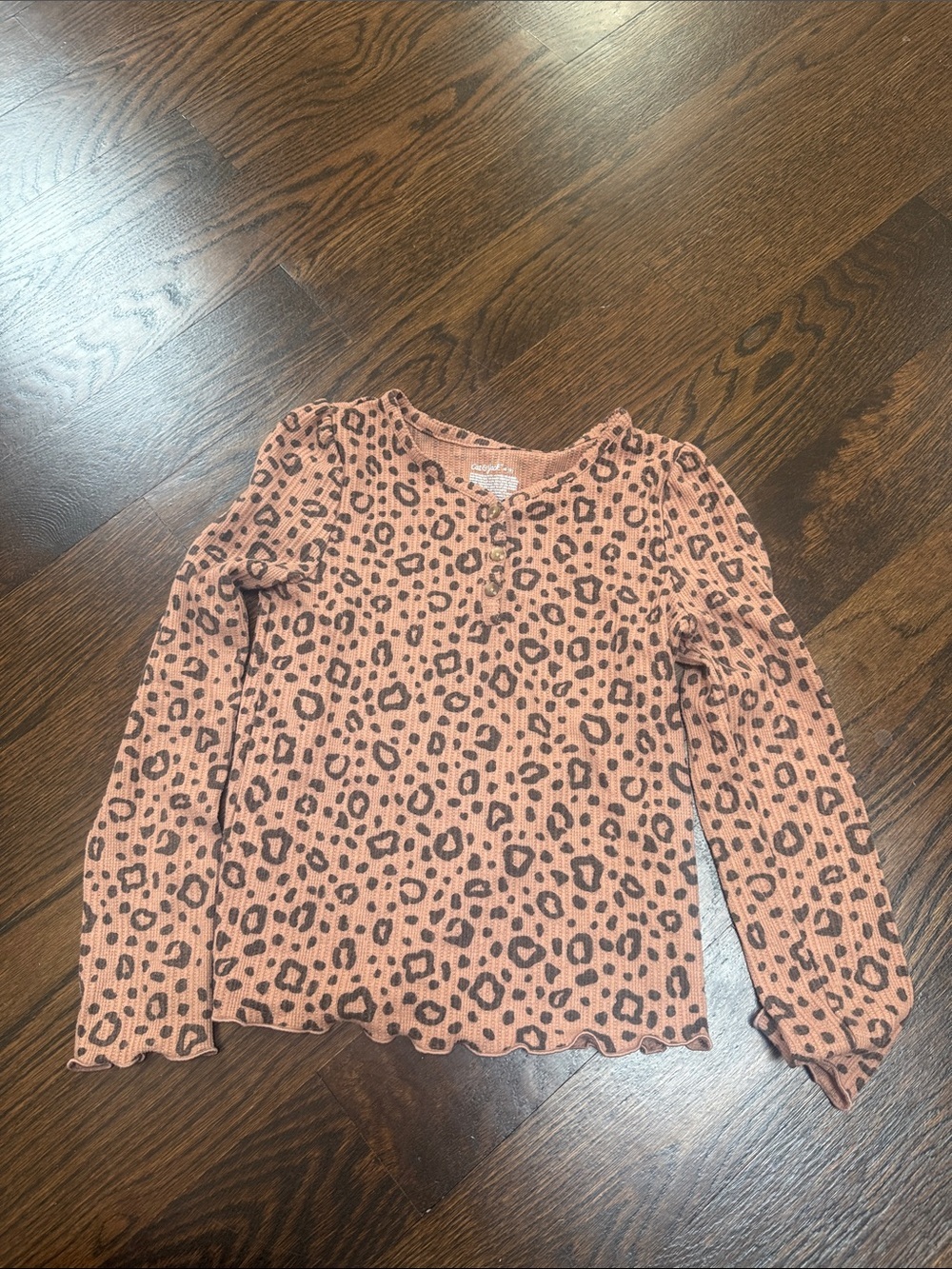 Cat&jack Girls leopard print Thermal Henley Top size M (8)
